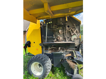 Leasing de New Holland BR 6090 New Holland BR 6090: foto 5