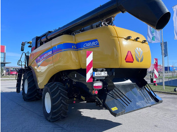 Ceifeira debulhadora New Holland CX 8.80: foto 5