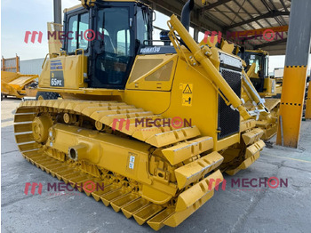 Máquina de construção KOMATSU D65