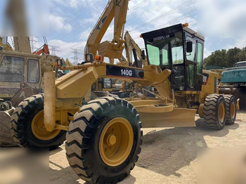 Motoniveladora CATERPILLAR 140G