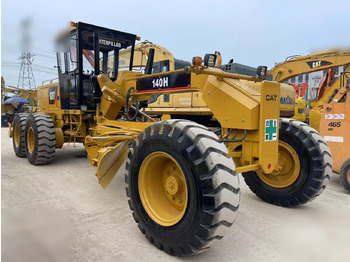 Motoniveladora CATERPILLAR 140H