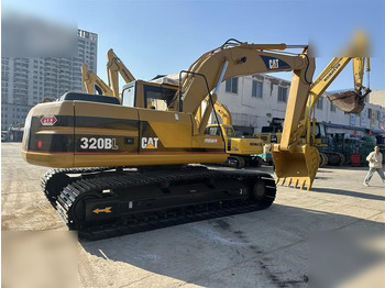 Escavadora de rastos CATERPILLAR 320BL: foto 3