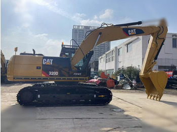 Escavadora de rastos CATERPILLAR 320D