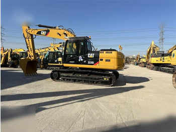 Escavadora de rastos CATERPILLAR 323D