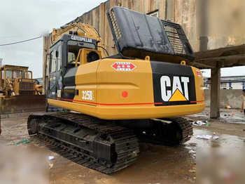 Escavadora de rastos CATERPILLAR 325BL: foto 4