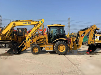 Retroescavadeira CATERPILLAR 420F