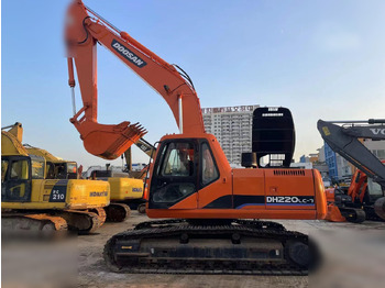 Escavadora de rastos DOOSAN DH220LC-7