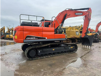 Escavadora de rastos DOOSAN DX225LCA
