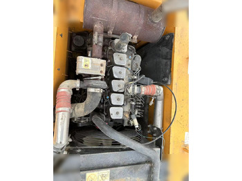 Escavadora de rastos HYUNDAI ROBEX 210 LC-7: foto 5