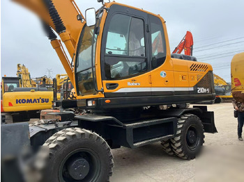 Escavadeira de rodas HYUNDAI ROBEX 210W-9: foto 4