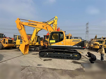 Escavadora de rastos HYUNDAI ROBEX 220 LC-9S: foto 2