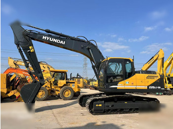 Escavadora de rastos HYUNDAI