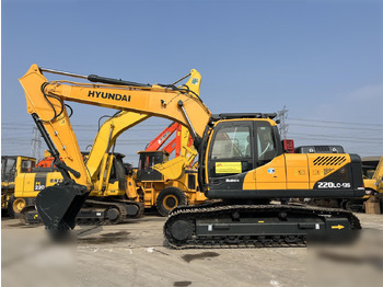 Escavadora de rastos HYUNDAI
