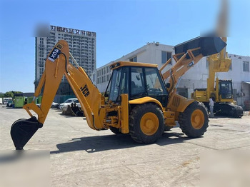 Retroescavadeira JCB 4CX