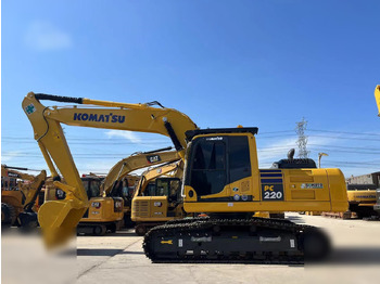Escavadora de rastos KOMATSU PC220-8