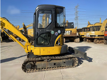 Mini escavadeira KOMATSU PC35MR-2