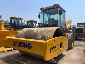Rolo XCMG XS223J