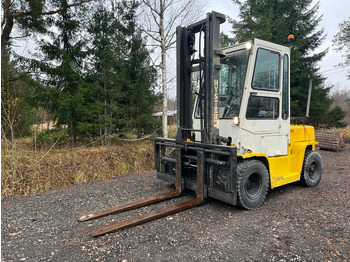 Empilhadeira a diesel HYSTER