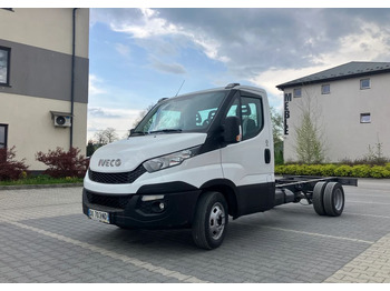 Camião chassi IVECO Daily 35c13