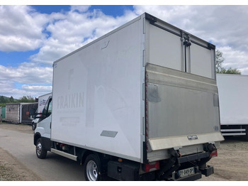 Carrinha frigorífica Iveco Daily 35C15 chłodnia 6 palet winda: foto 4