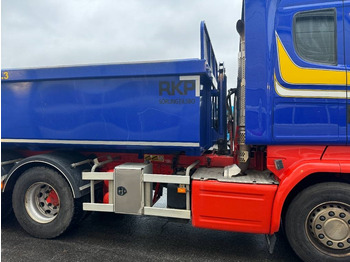 Camião basculante Scania R520LB8X4*4HNB: foto 4