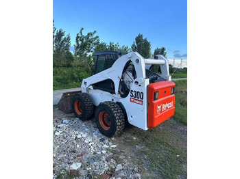 Mini pá carregadora BOBCAT S300
