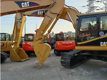 Escavadora de rastos CATERPILLAR 320B