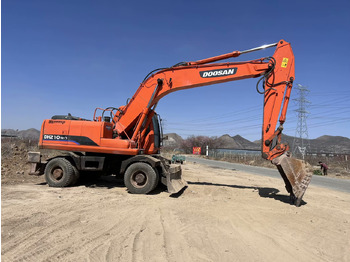 Escavadeira de rodas DOOSAN 210w: foto 4