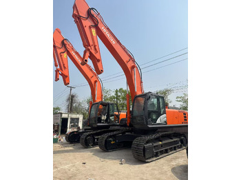 Escavadora de rastos HITACHI