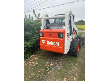 Mini pá carregadora Second Hand   BOBCAT S300 Skid-steer Loader with Very Good Performance Is for Sale at a Low Price: foto 4