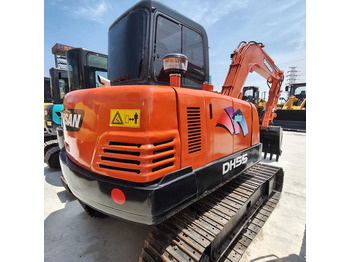 Escavadora de rastos DOOSAN DH55
