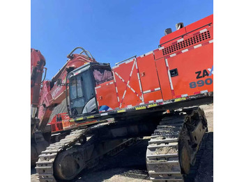 Escavadeira HITACHI