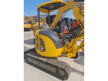 Mini escavadeira KOMATSU PC35