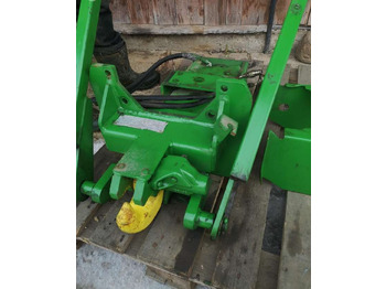Trator JOHN DEERE