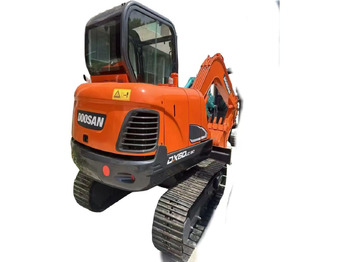 Escavadora de rastos DOOSAN DX60