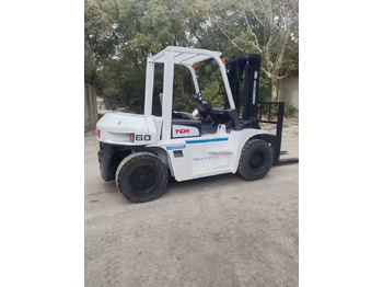 Plataforma de mastro vertical TCM