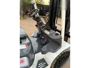 Pá carregadora de rodas TCM 830: foto 2