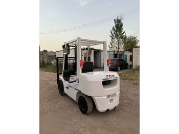 Pá carregadora de rodas TCM 830: foto 3