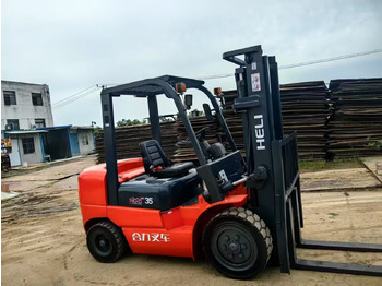 Plataforma de mastro vertical