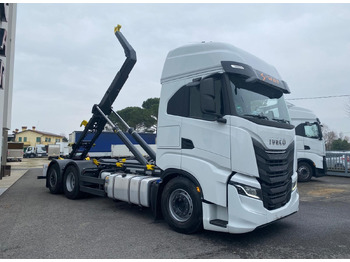 Camião polibenne IVECO S-WAY AS260S48: foto 2