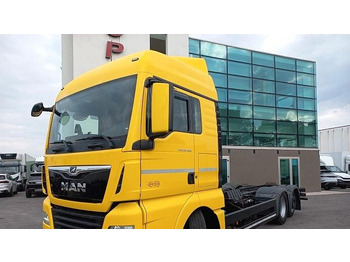 Camião chassi MAN TGX 26.500 MOTRICE 3 ASSI TELAIO EURO 6 2019: foto 2 Camião chassi MAN TGX 26.500 MOTRICE 3 ASSI TELAIO EURO 6 2019: foto 2