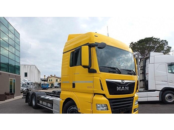 Camião chassi MAN TGX 26.500 MOTRICE 3 ASSI TELAIO EURO 6 2019: foto 4 Camião chassi MAN TGX 26.500 MOTRICE 3 ASSI TELAIO EURO 6 2019: foto 4