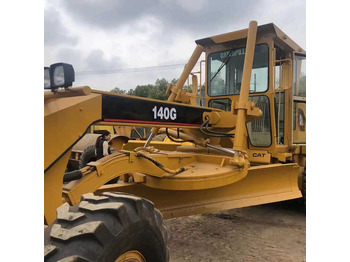 Motoniveladora CATERPILLAR 140H