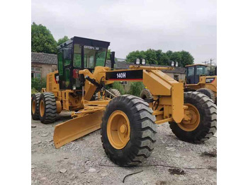 Motoniveladora CATERPILLAR 140H