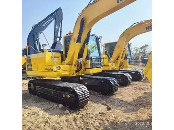 Escavadora de rastos KOMATSU PC120-8