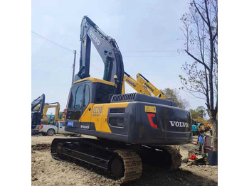 Escavadora de rastos VOLVO EC210