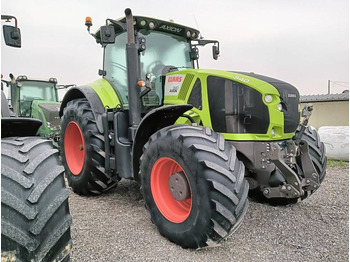 Trator CLAAS Axion 940