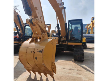 Máquina de construção CATERPILLAR 320GC