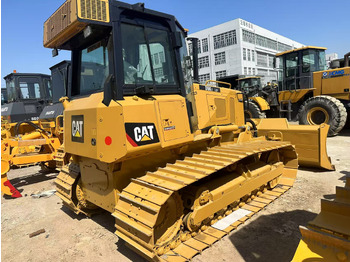 Buldôzer CATERPILLAR D6