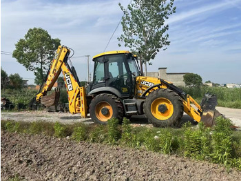 Retroescavadeira JCB 4CX